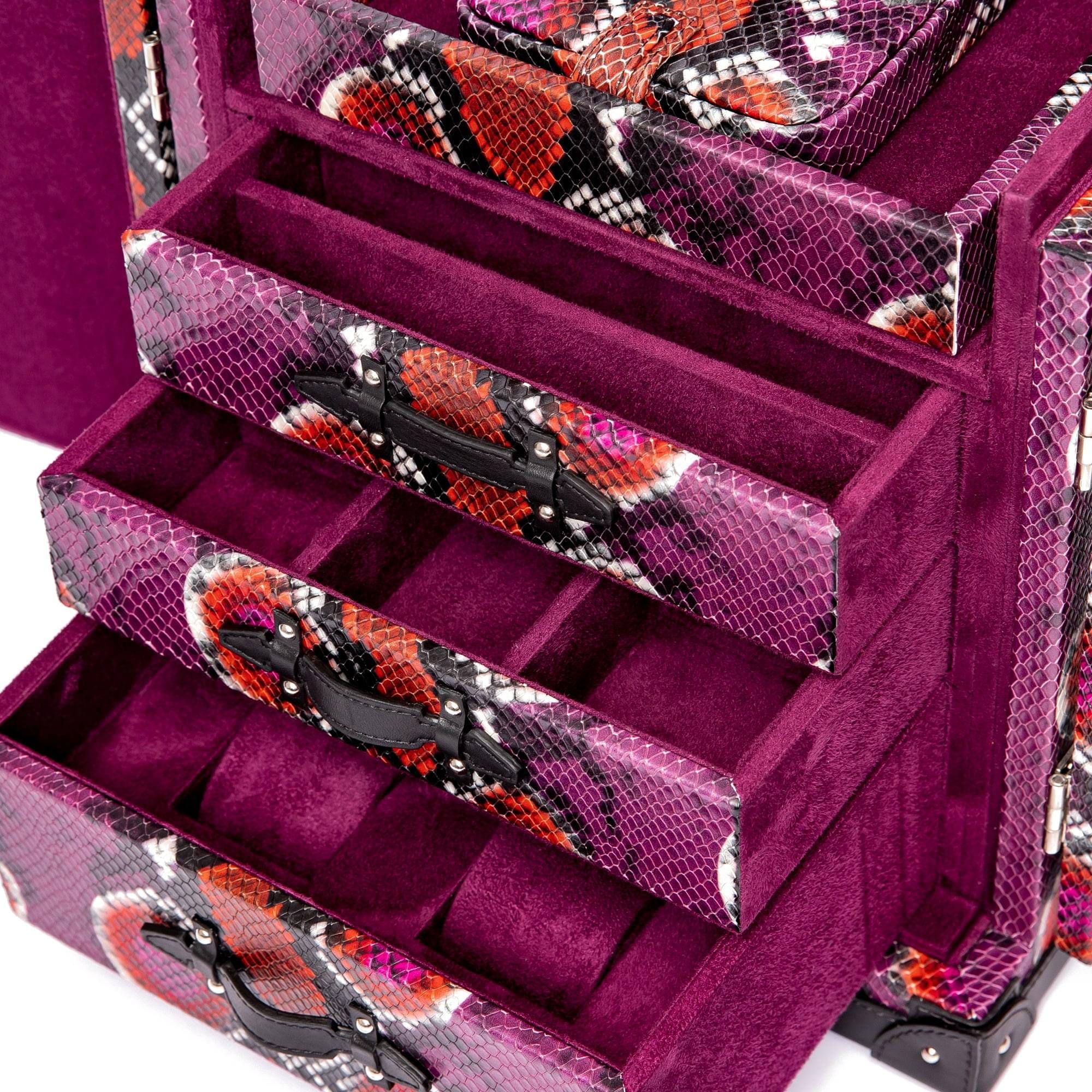 Amour Deluxe Jewellery Trunk - Pink - Image 6